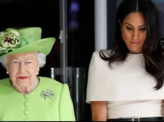 «Gracias a Dios, Meghan no viene», palabras de la reina Isabel II que se convirtieron en playeras