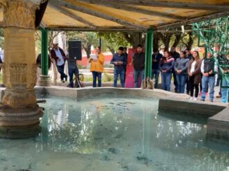 Inicia rehabilitación del kiosco principal de Pinos