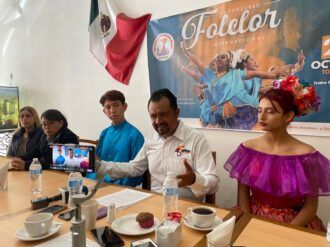 Promueven antorchistas concurso de folclor