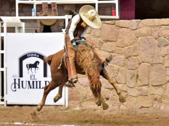 Vibrante charreada matutina en Zacatecas