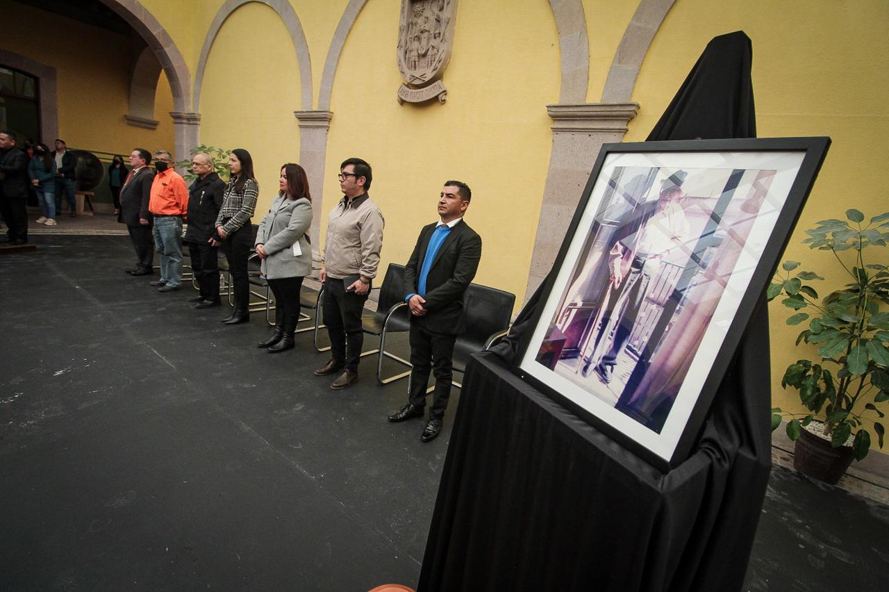 Rinden homenaje a Roberto Cabral del Hoyo