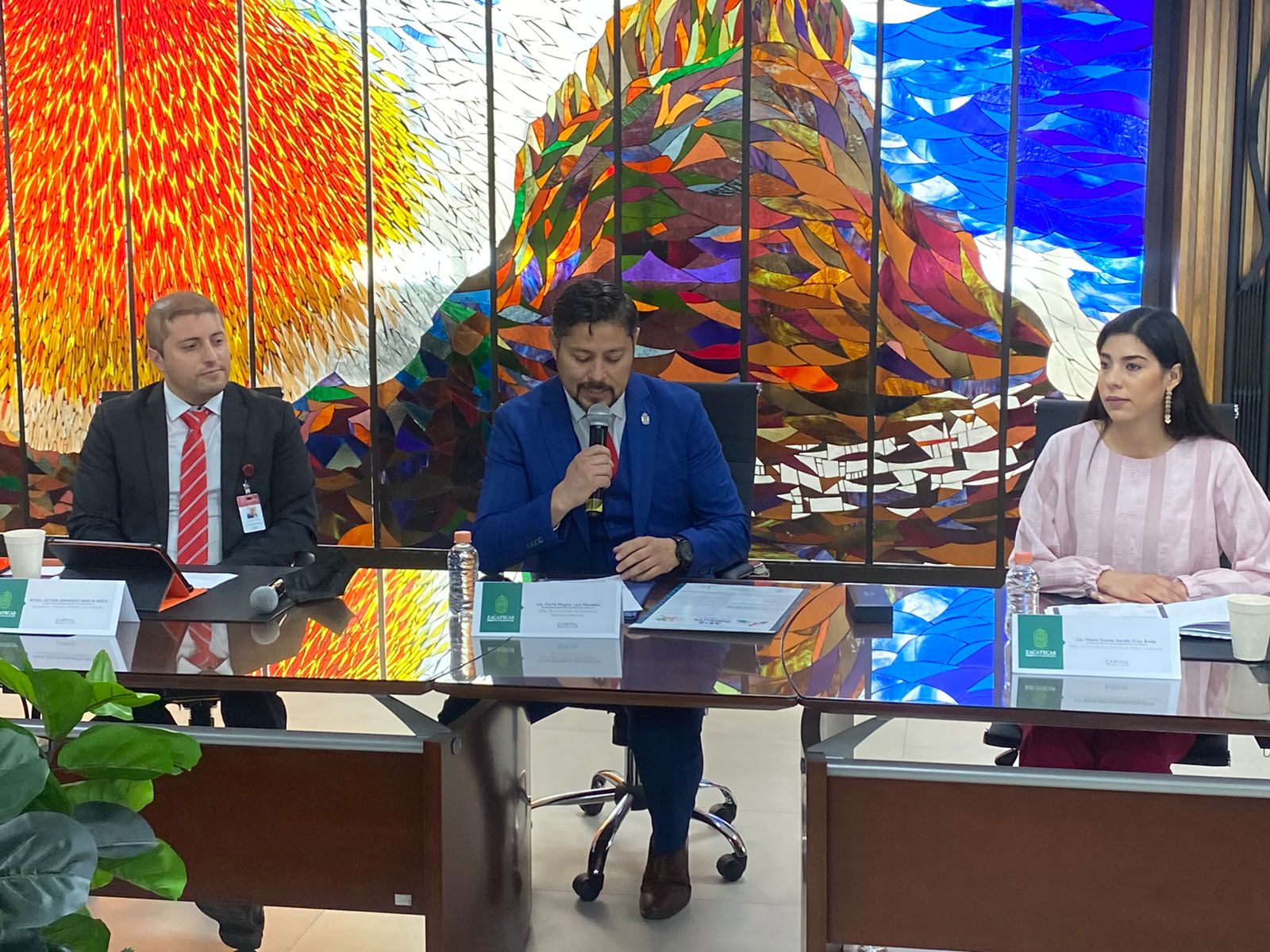 Luchan contra la corrupción mediante ensayos, cortos y dibujos