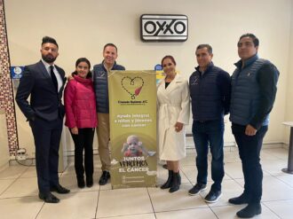 Clientes Oxxo donan $100 mil a Creando Ilusiones AC