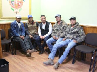 Salen primeros pinenses a laborar a Canadá