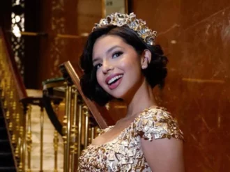 ¿Ángela Aguilar cometió sacrilegio con su vestido de «milagritos»?