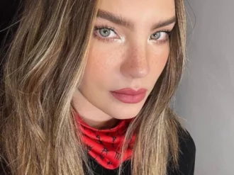 La peculiar oración a Belinda que sonó en pleno concierto de la cantante