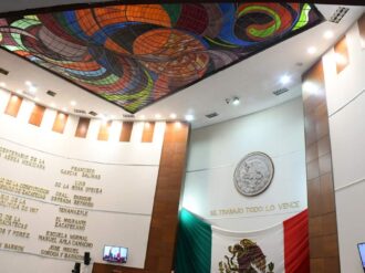 Aprueban dictamen para remover a Maribel Villalpando