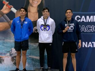 Tritón zacatecano se cuelga 5 medallas de oro