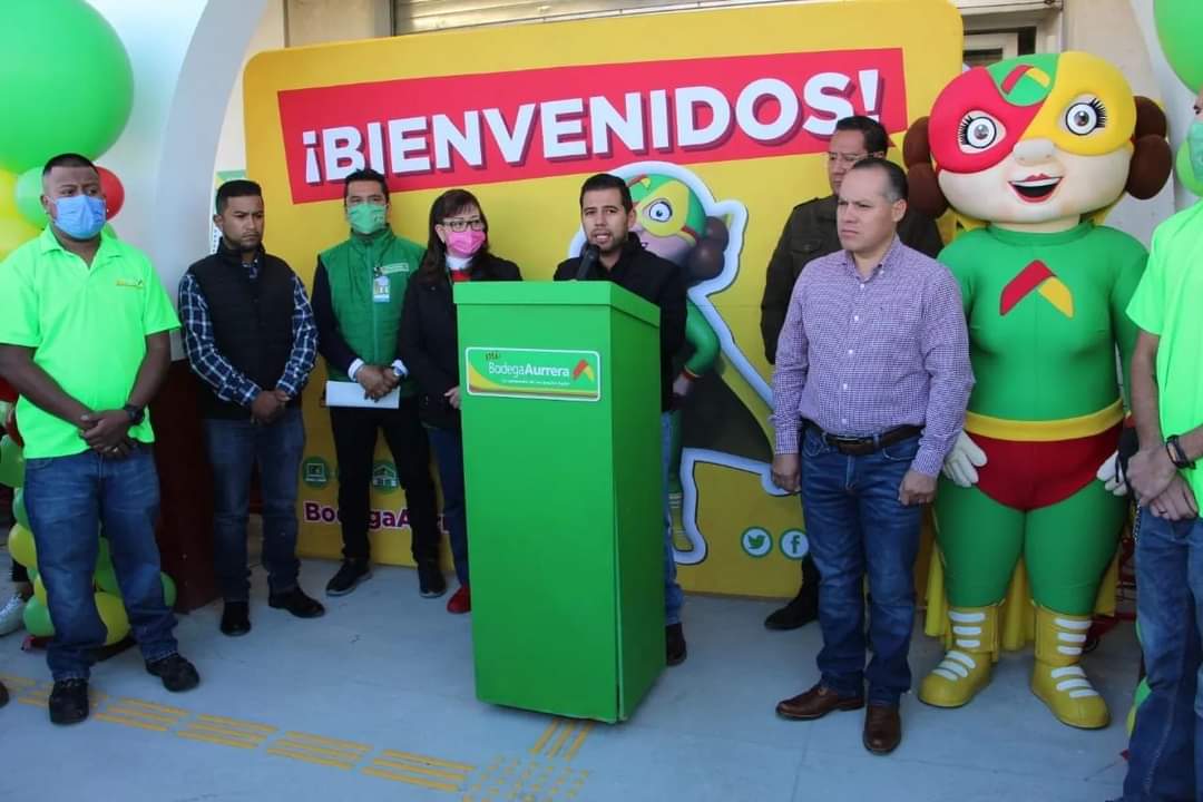 Inauguran Bodega Aurrerá en Pinos