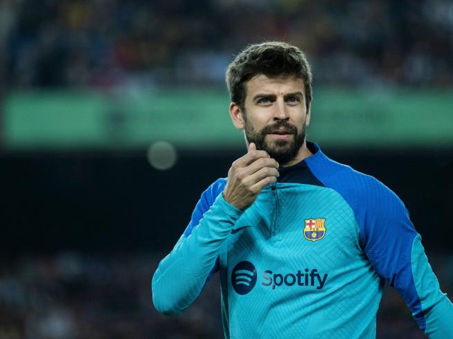 Piqué se retira del futbol