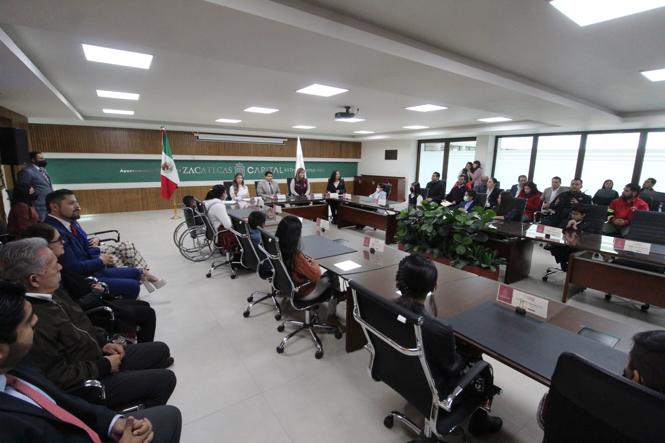 Rinde protesta el primer cabildo infantil de Zacatecas 