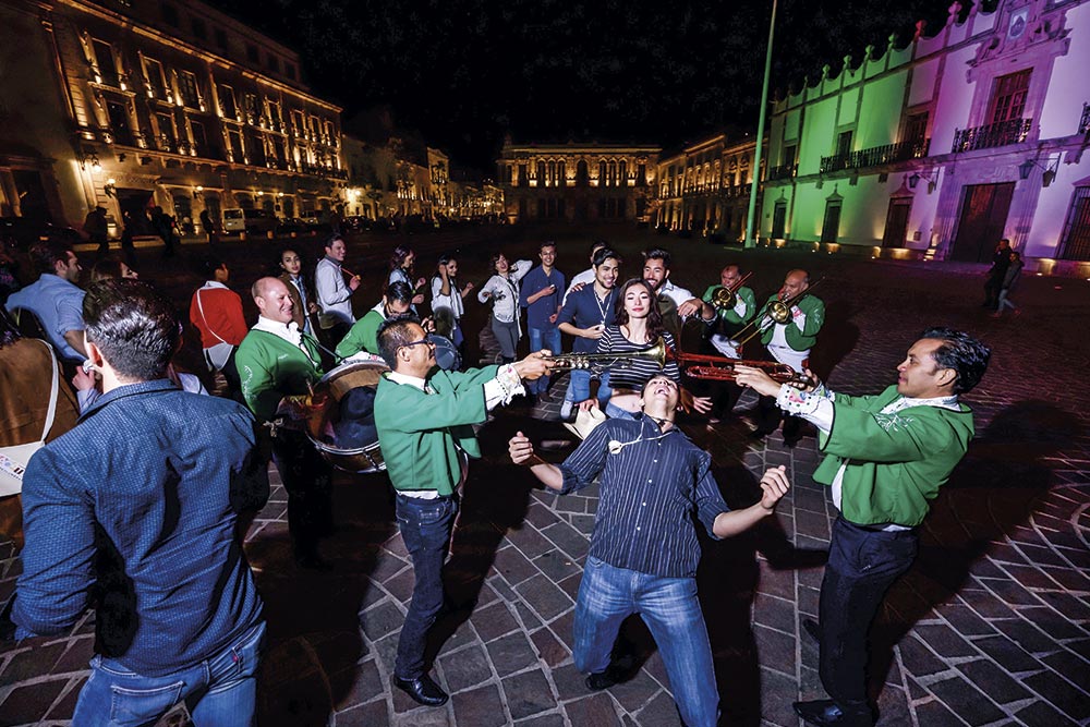 Instalarán baños semifijos para evitar daños en el Centro Histórico 