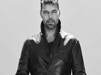 Sobrino de Ricky Martin no podrá acercarse al cantante durante un año