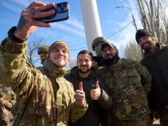 Volodimir Zelensky declara el principio del fin de la guerra en la liberada Khersón