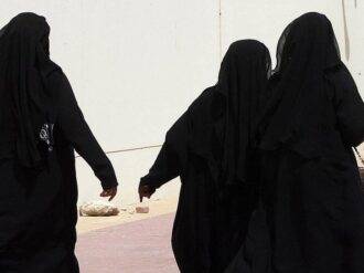 «Tengo mucho miedo, pero sólo quiero que la gente sepa que existimos»: la vida en Qatar de una mujer trans