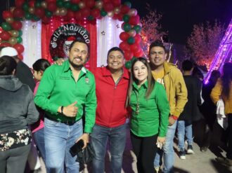 Iluminan la Navidad en Chupaderos