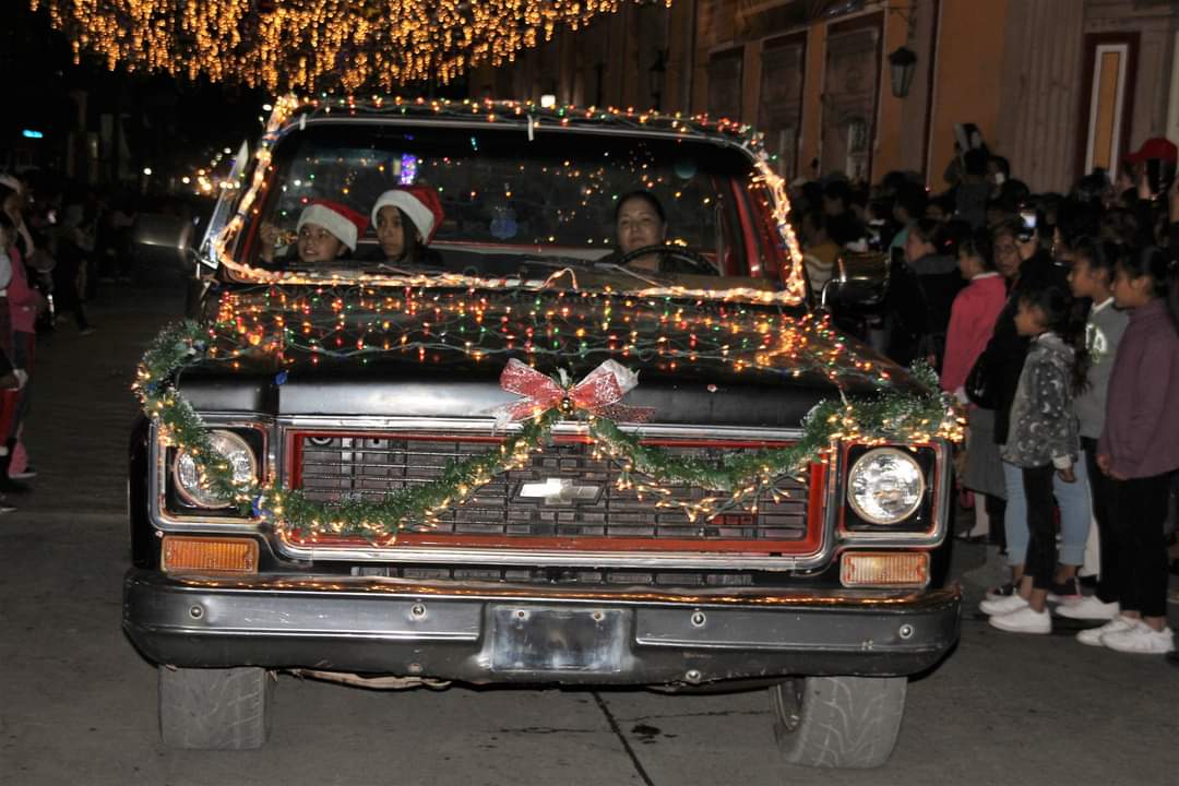 Viven la magia de la Navidad en Juan Aldama