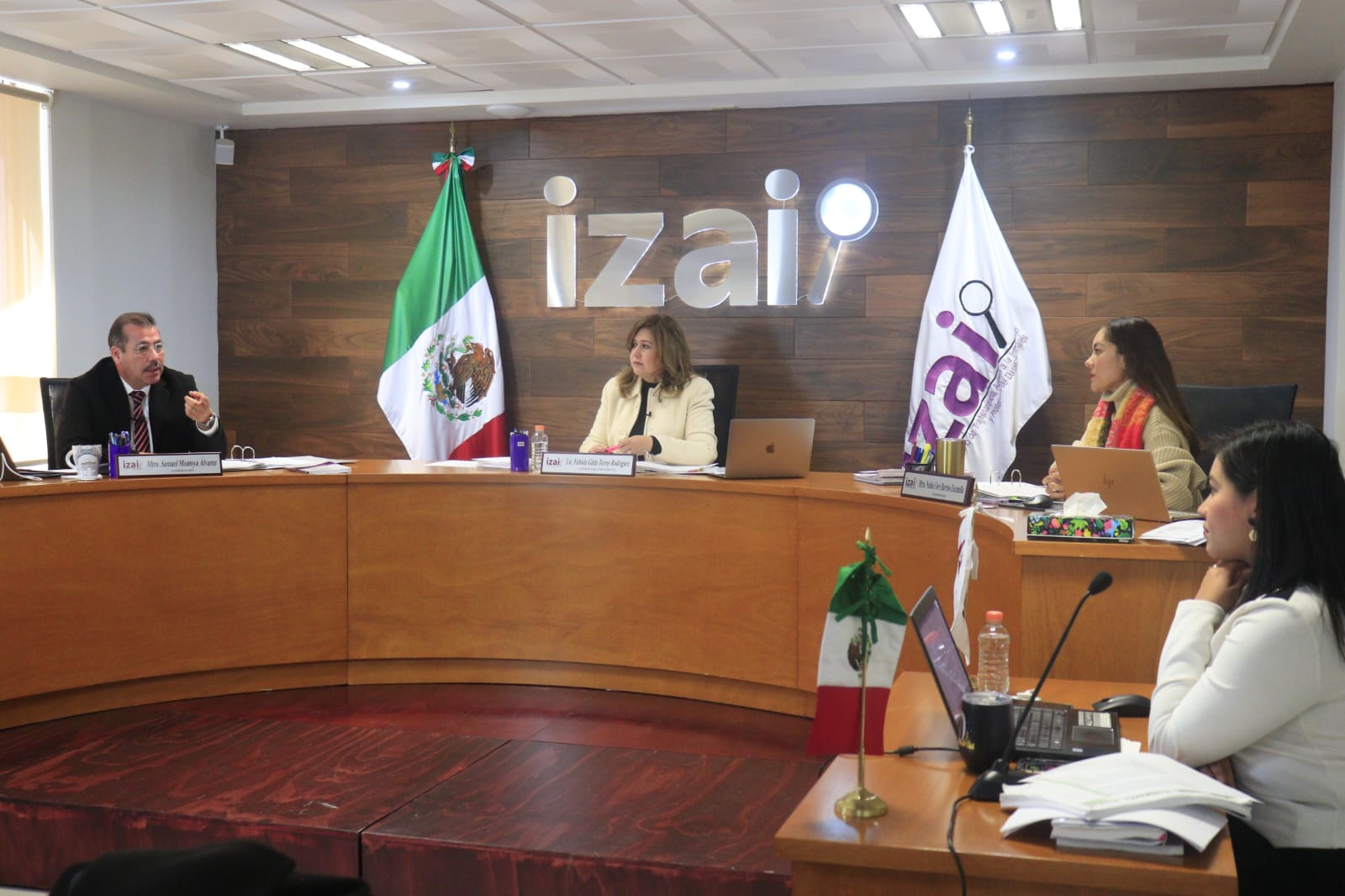 Multa IZAI por opacidad a 50 sujetos obligados