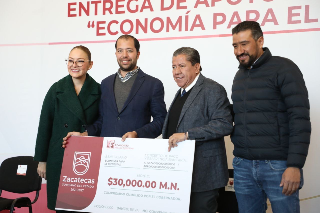 Benefician con créditos a 600 comerciantes 