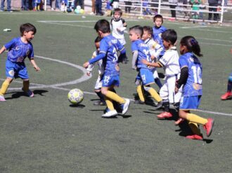 Club León 400 bicampeón de la Liga Municipal Infantil