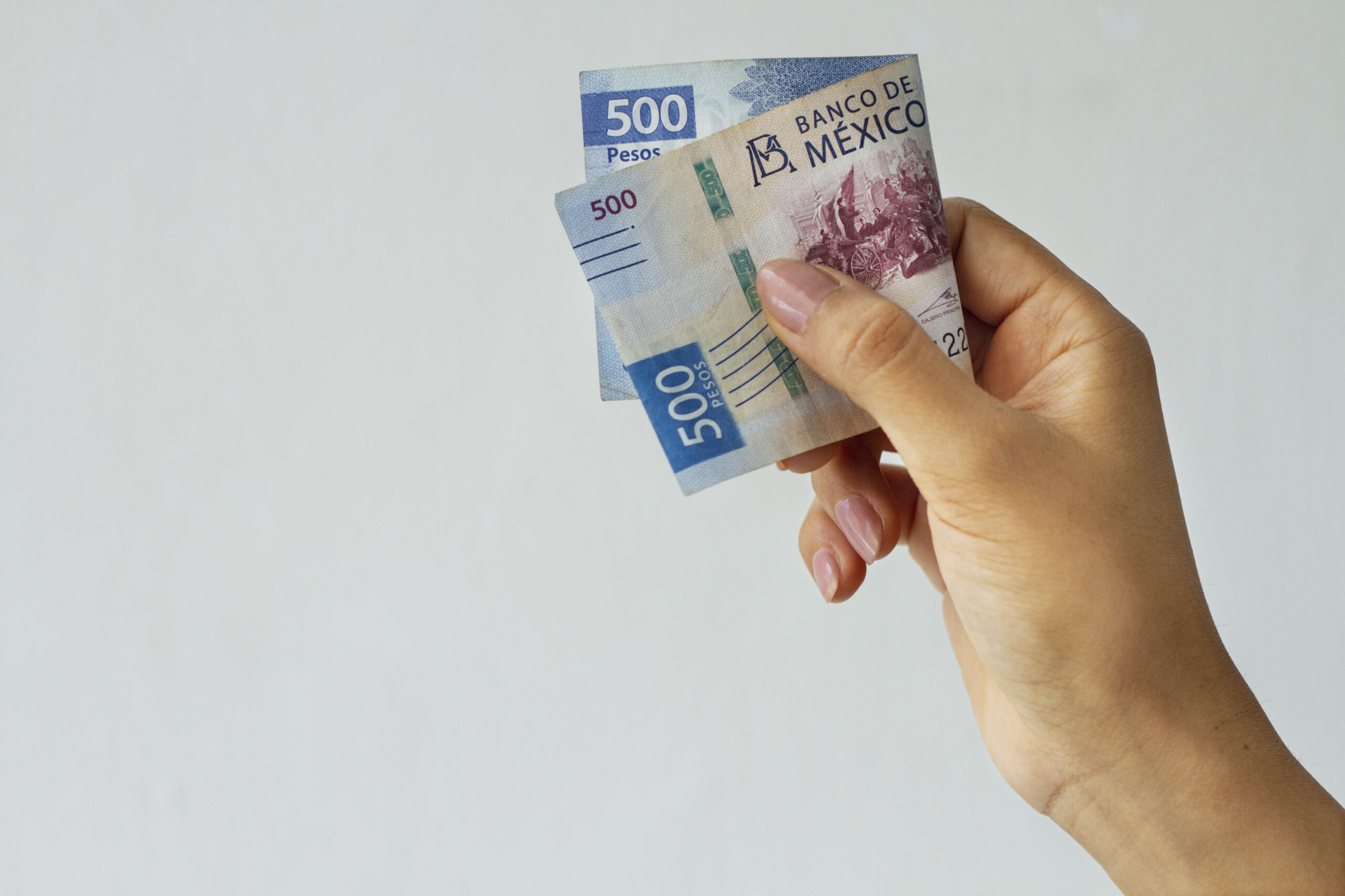 Mexicanos, entre los más optimistas sobre 2023 y la economía