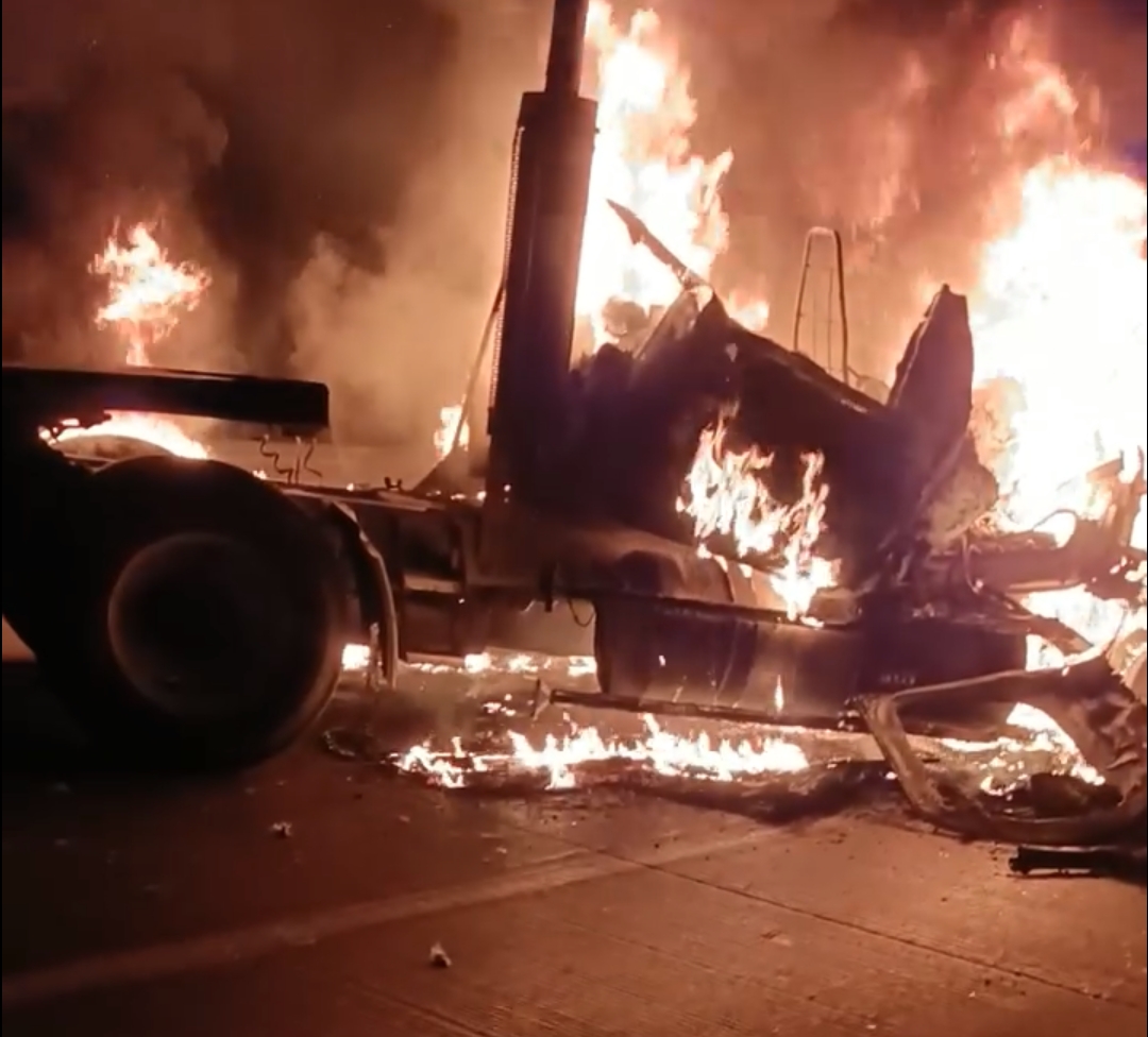 Motín e intento de fuga en el penal ocasiona narcobloqueos 