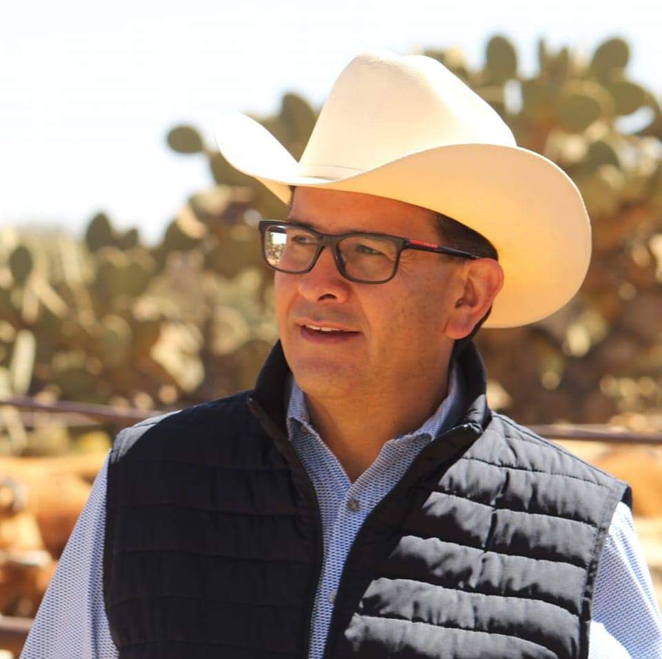 Reduce su salario alcalde de Sombrerete