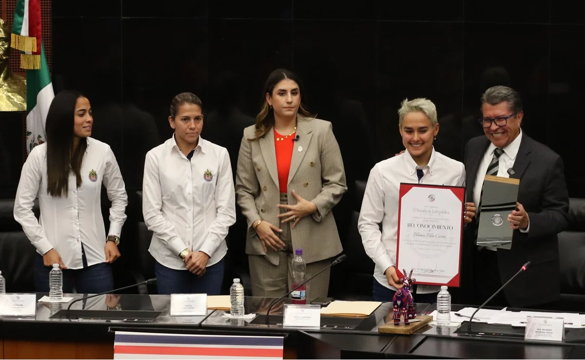 Chivas Femenil resalta la iniciativa que busca salarios equitativos en la Liga MX Femenil