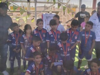 Premian a campeones de futbol infantil