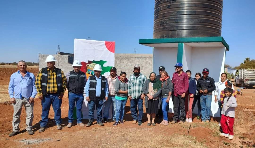 Tienen tanque de agua en Santa Rita 