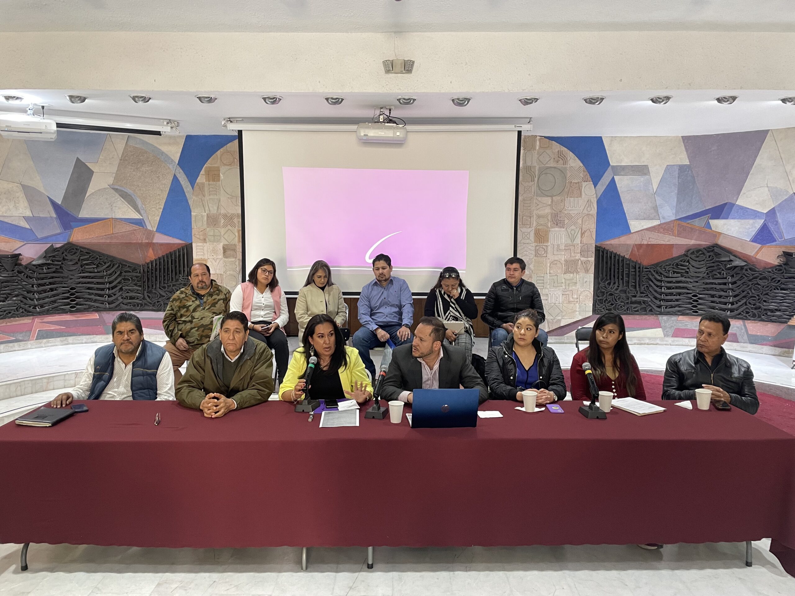 Dejan el PES y se declaran independientes