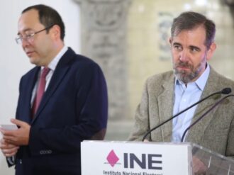 Alista INE acciones de inconstitucionalidad ante la Corte para frenar plan B de reforma electoral