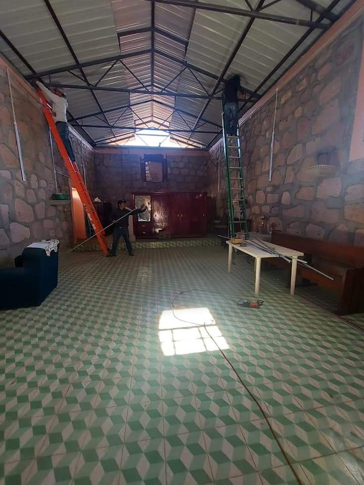 Avanza rehabilitación del templo en Peñitas de San Mateo
