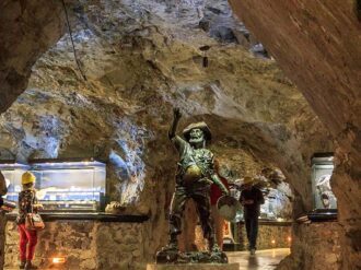 Reconocen afectación al turismo por alertas