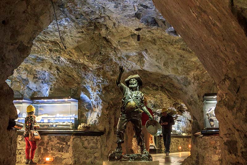 Reconocen afectación al turismo por alertas