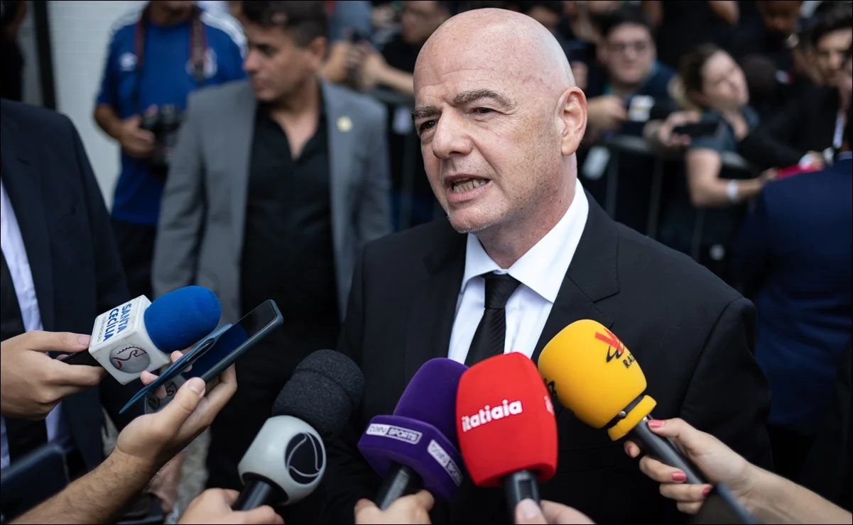 FIFA ordenará a todos sus países miembros que deberán tener un estadio llamado Pelé