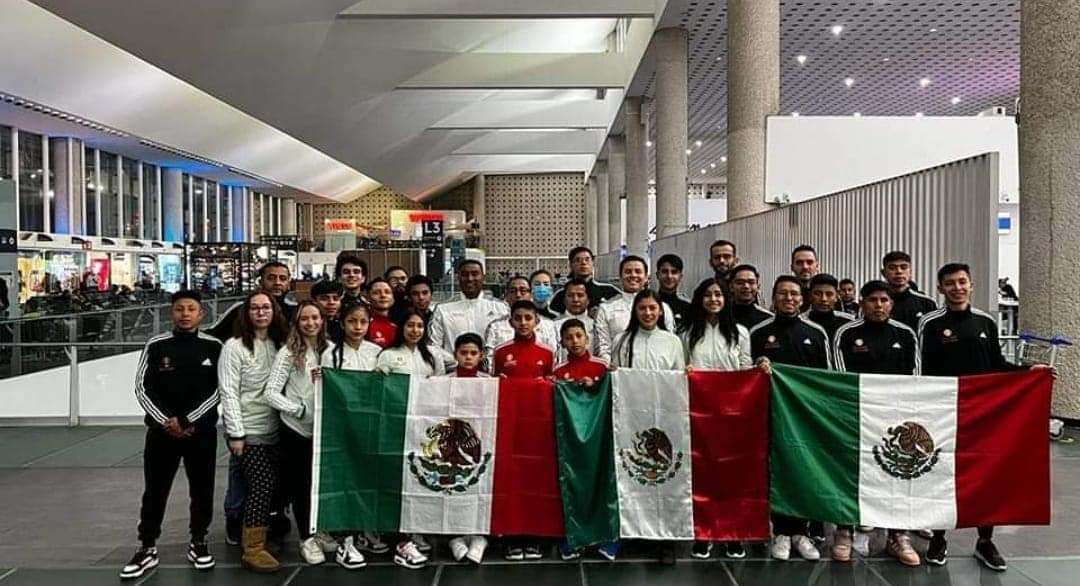 Van 7 zacatecanos a Grecia