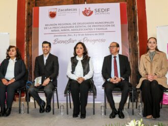 Se reúnen titulares de los SMDIF