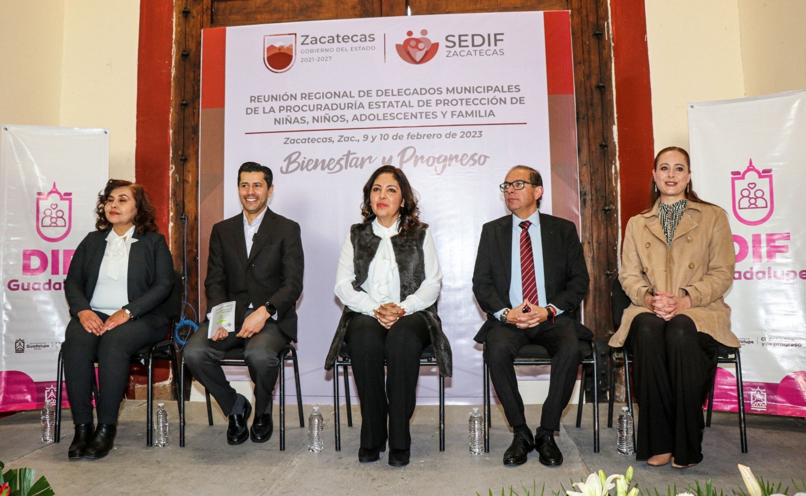 Se reúnen titulares de los SMDIF