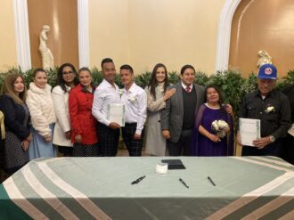 Legalizan su unión 35 parejas