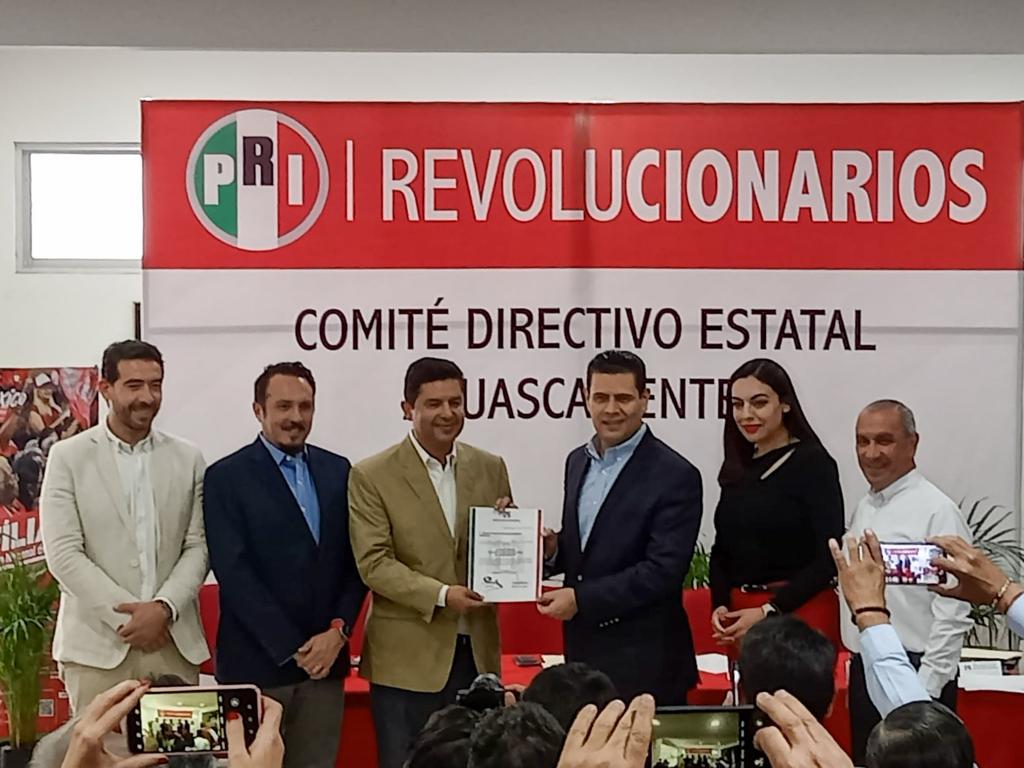 Enrique Flores, nuevo delegado del CEN en Aguascalientes