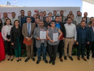 Entregan recursos a 41 municipios 
