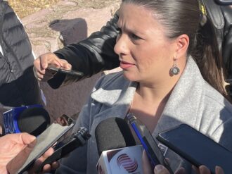 Reconoce Gaby Pinedo falta de comunicación con Alfaro