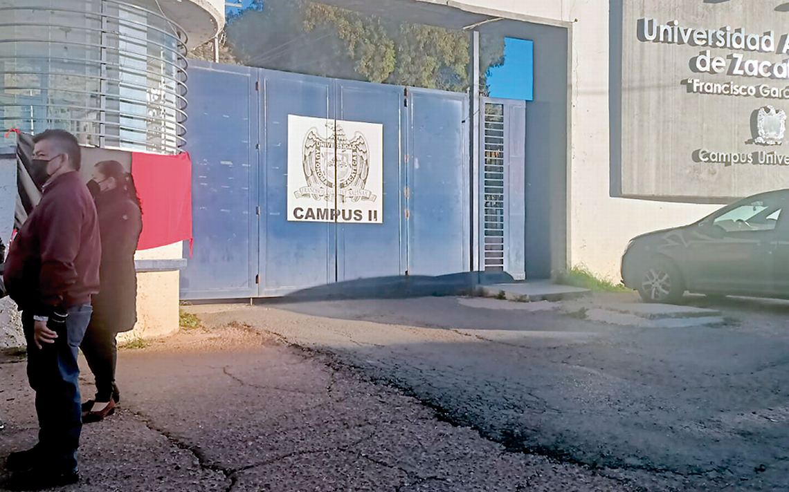 Toma Grupo Plural el Campus II de la UAZ