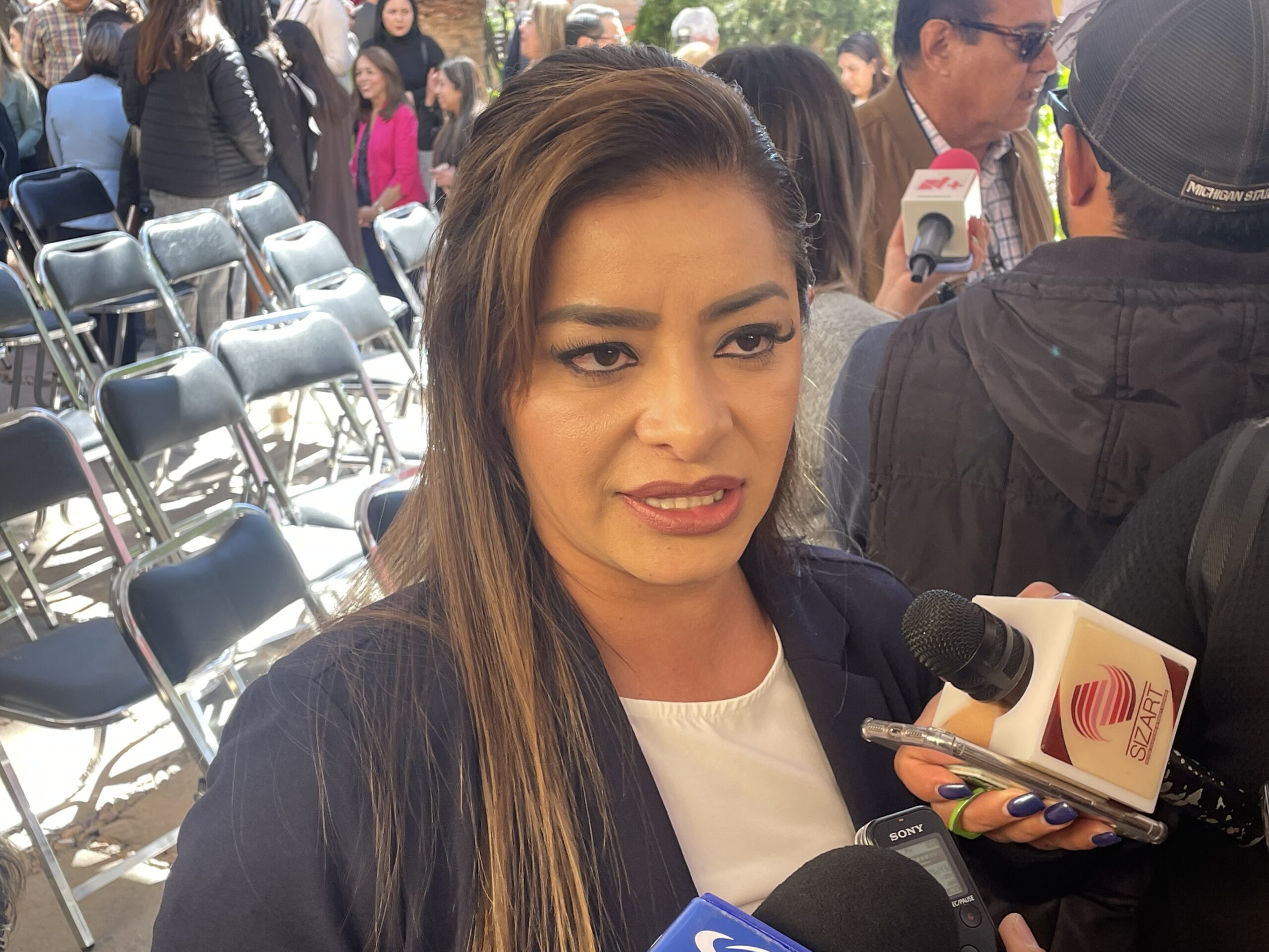 Anuncia nuevo paquete de demandas contra exfuncionarios