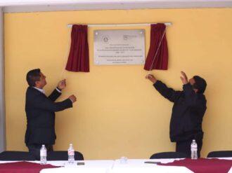 Celebran aniversario de la EST Elías Amador