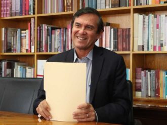 Regresa Edmundo Jacobo como secretario ejecutivo del INE