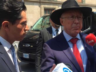 México y EU serán socios para siempre: Ken Salazar 