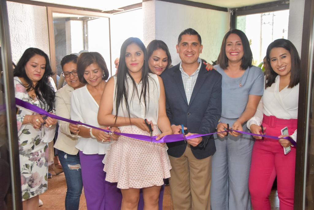 Inauguran en el PRI centro de aprendizaje Esther Talamantes Perales 