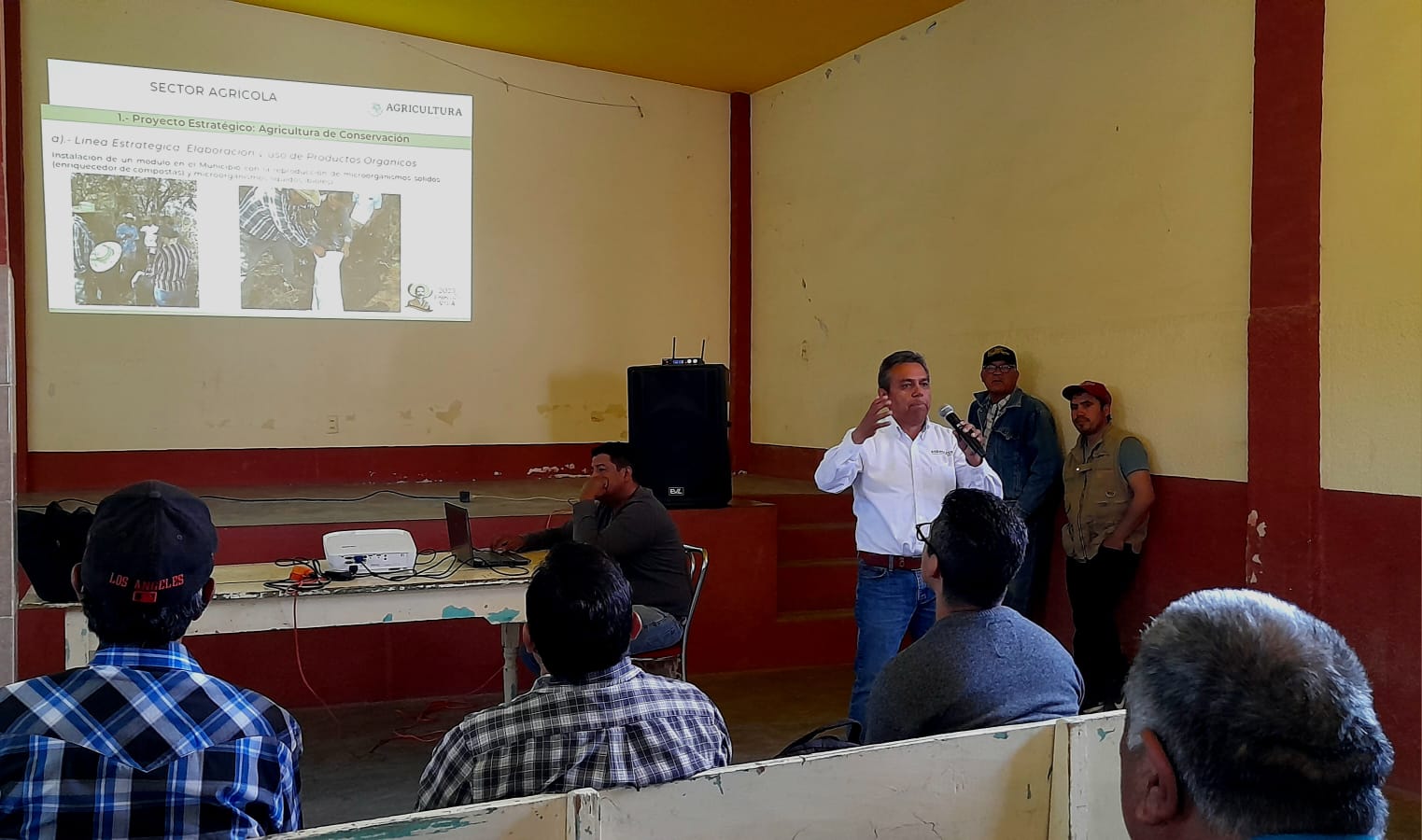 Piden campesinos de Río Grande mejorar las carreteras